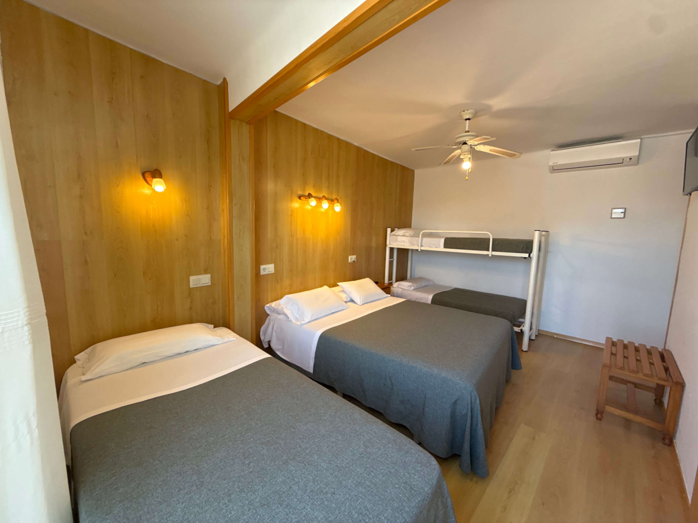 Photo - Hostal ROM Familiar