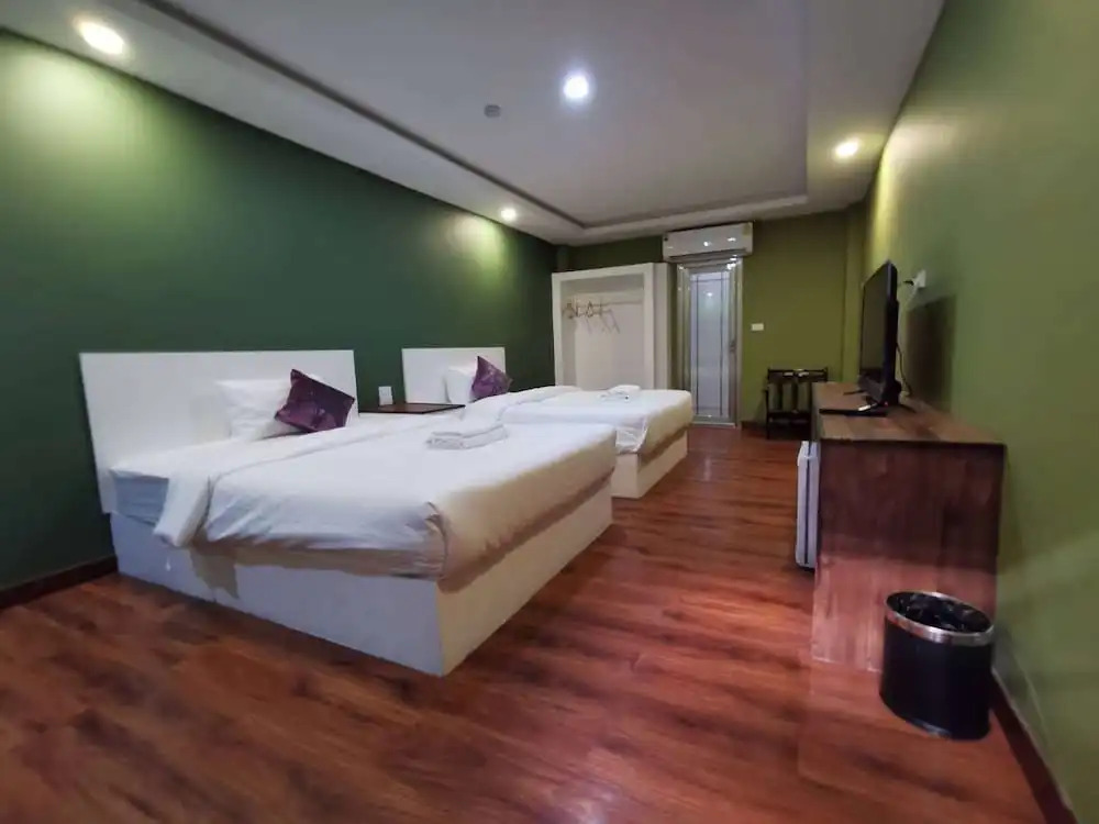 Photo - The Ram Hotel