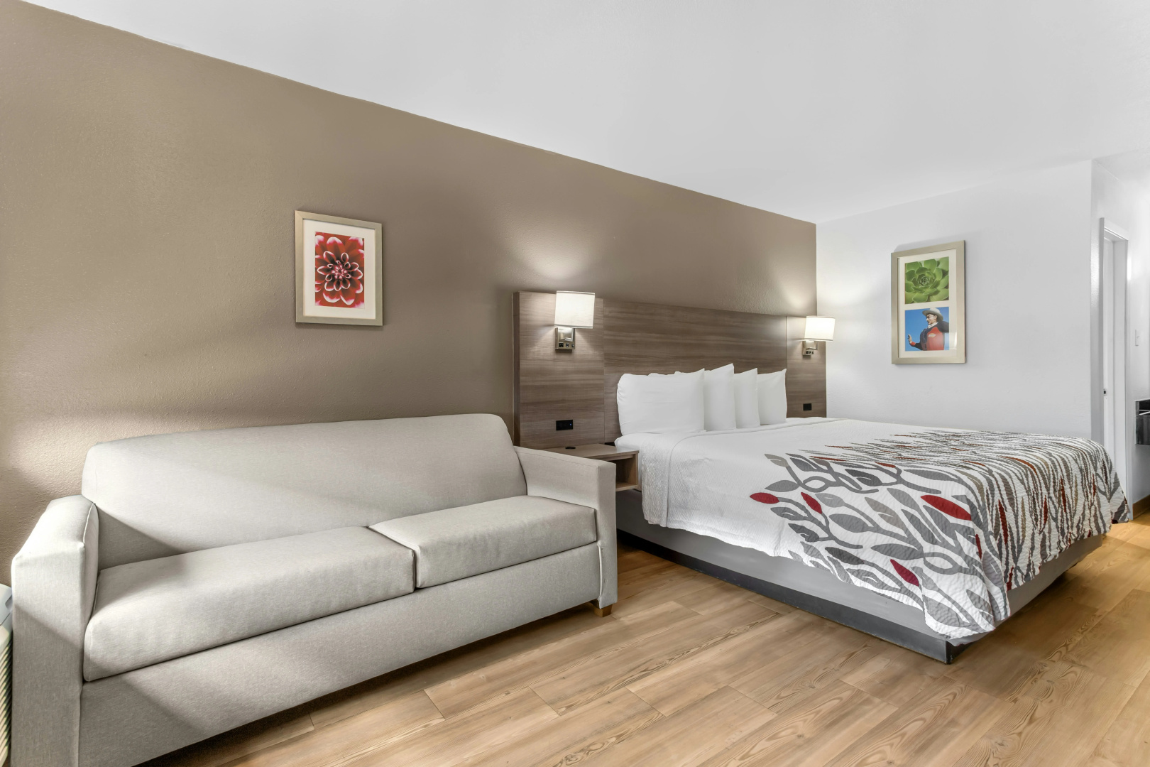 Photo - Red Roof Inn Houston – Jersey Village