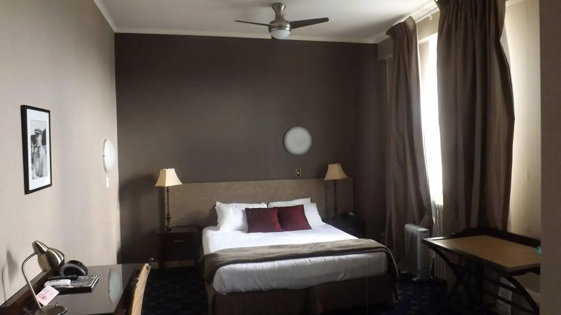 Photo - The Esplanade Hotel