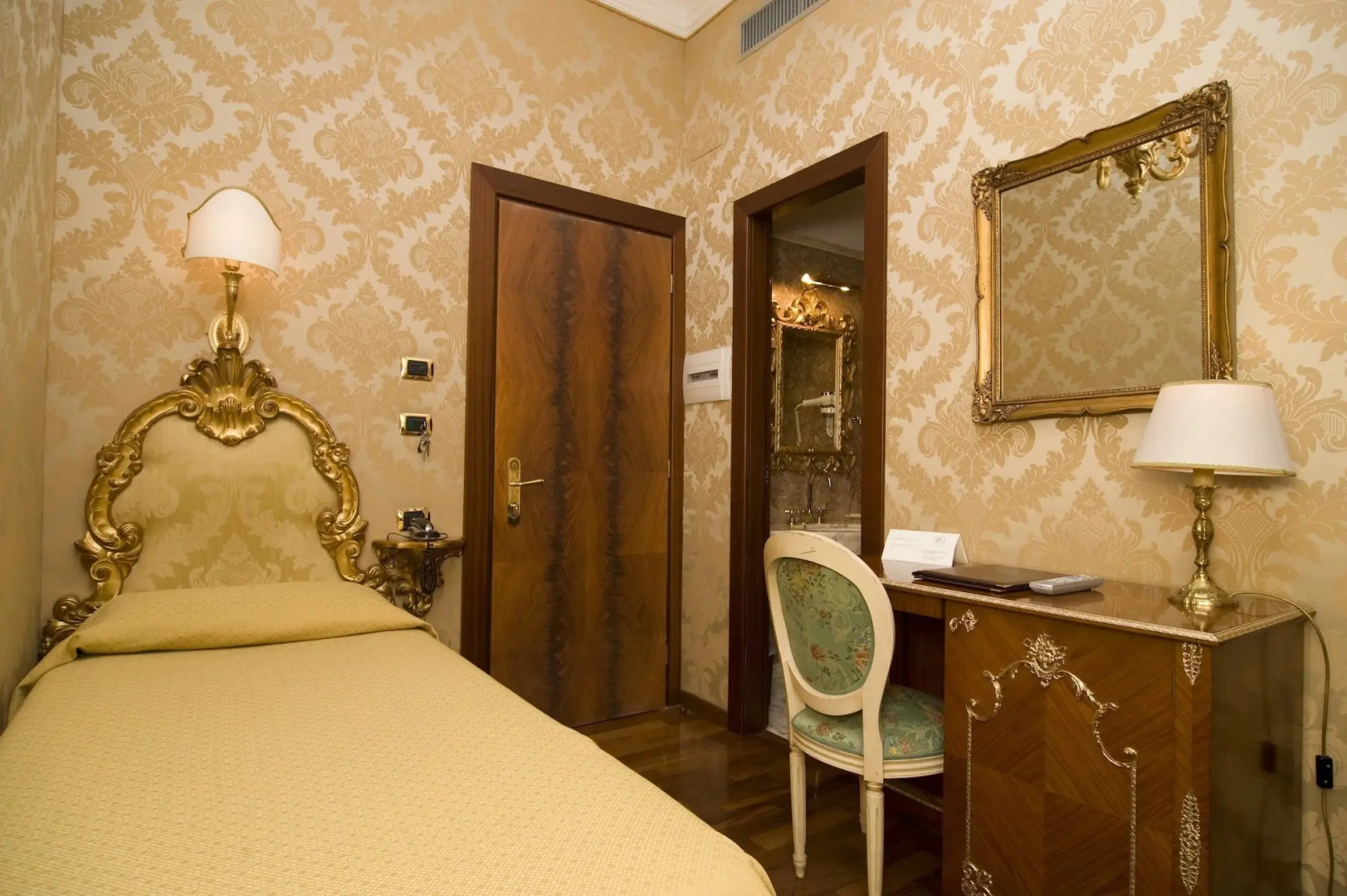 Photo - Hotel Des Epoques