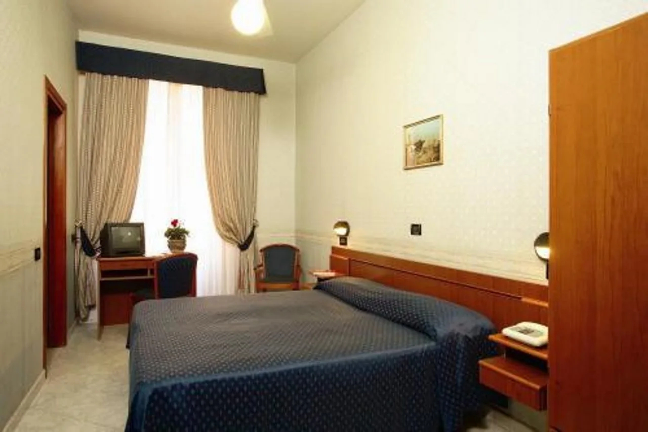 Foto - Hotel Dina