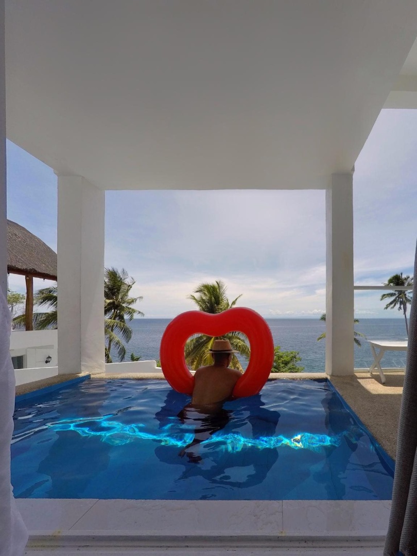 Bintana Sa Paraiso