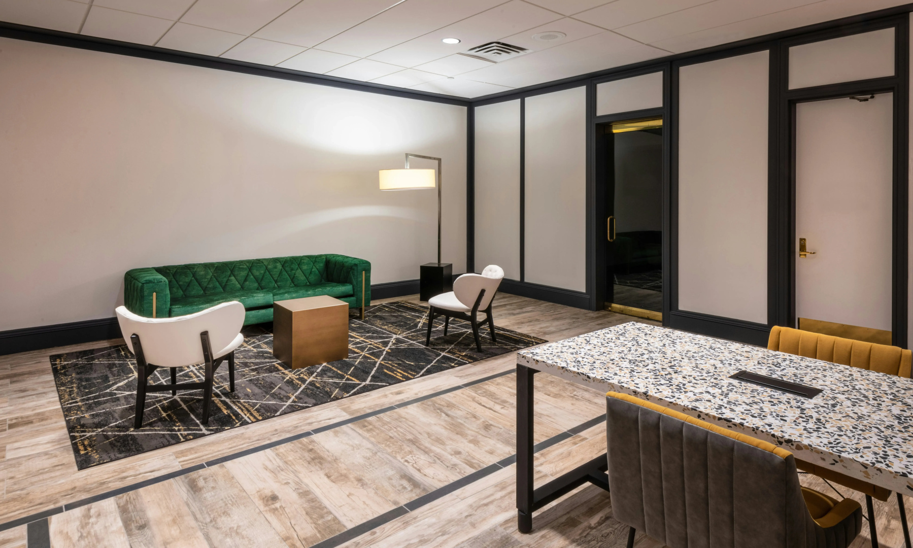 Photo - DoubleTree by Hilton Newark Penn Station