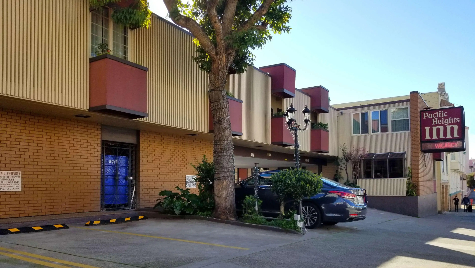 Photo - Pacific Heights Inn
