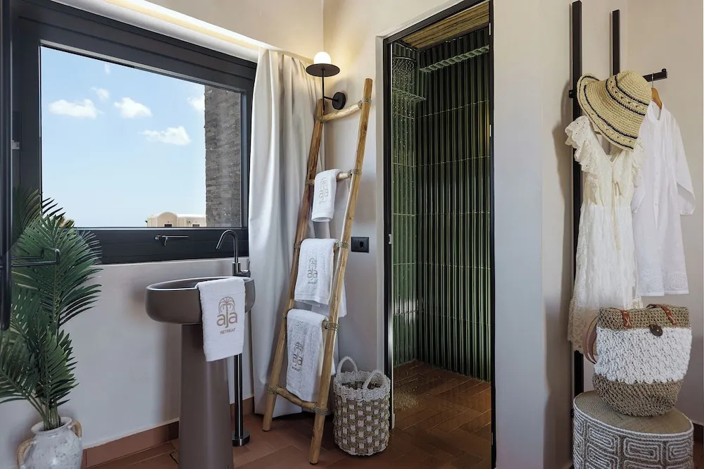 Photo - Aja Retreat Luxury Suites