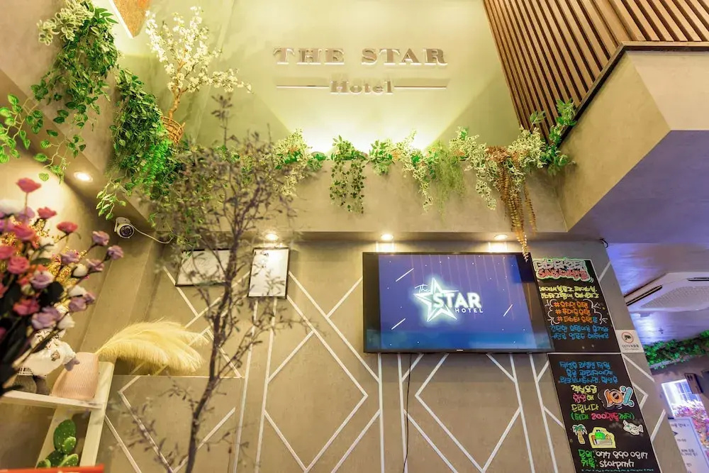 Photo - THE STAR HOTEL 2 - PHU MY HUNG, HO CHI MINH - Korean Buffet Breakfast