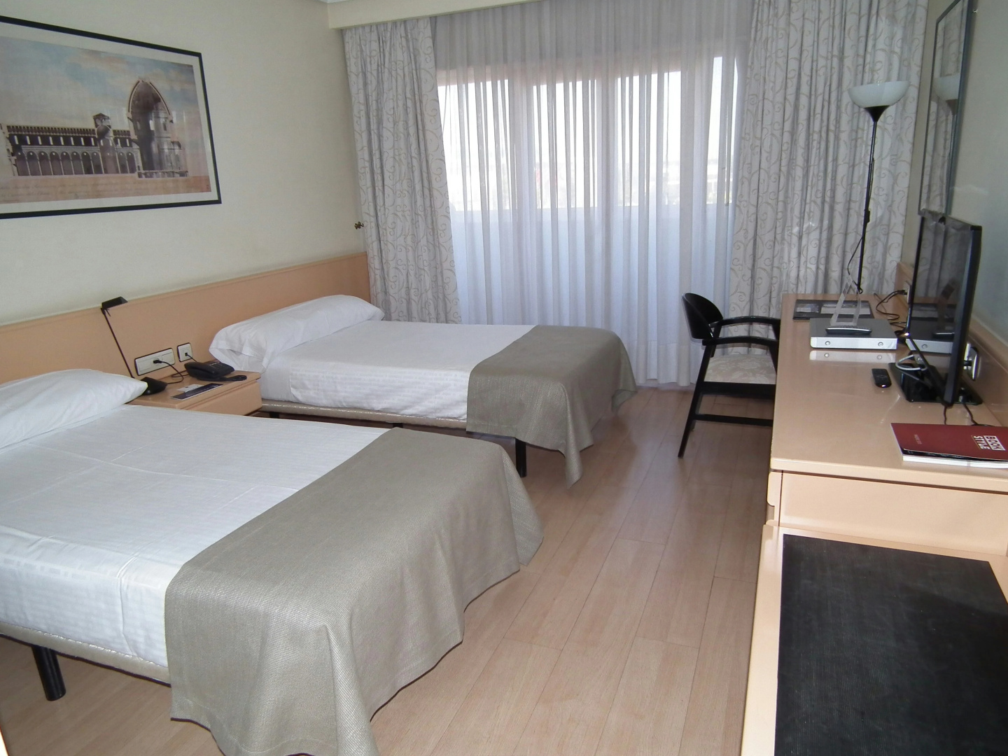 Photo - Hotel AR Parquesur