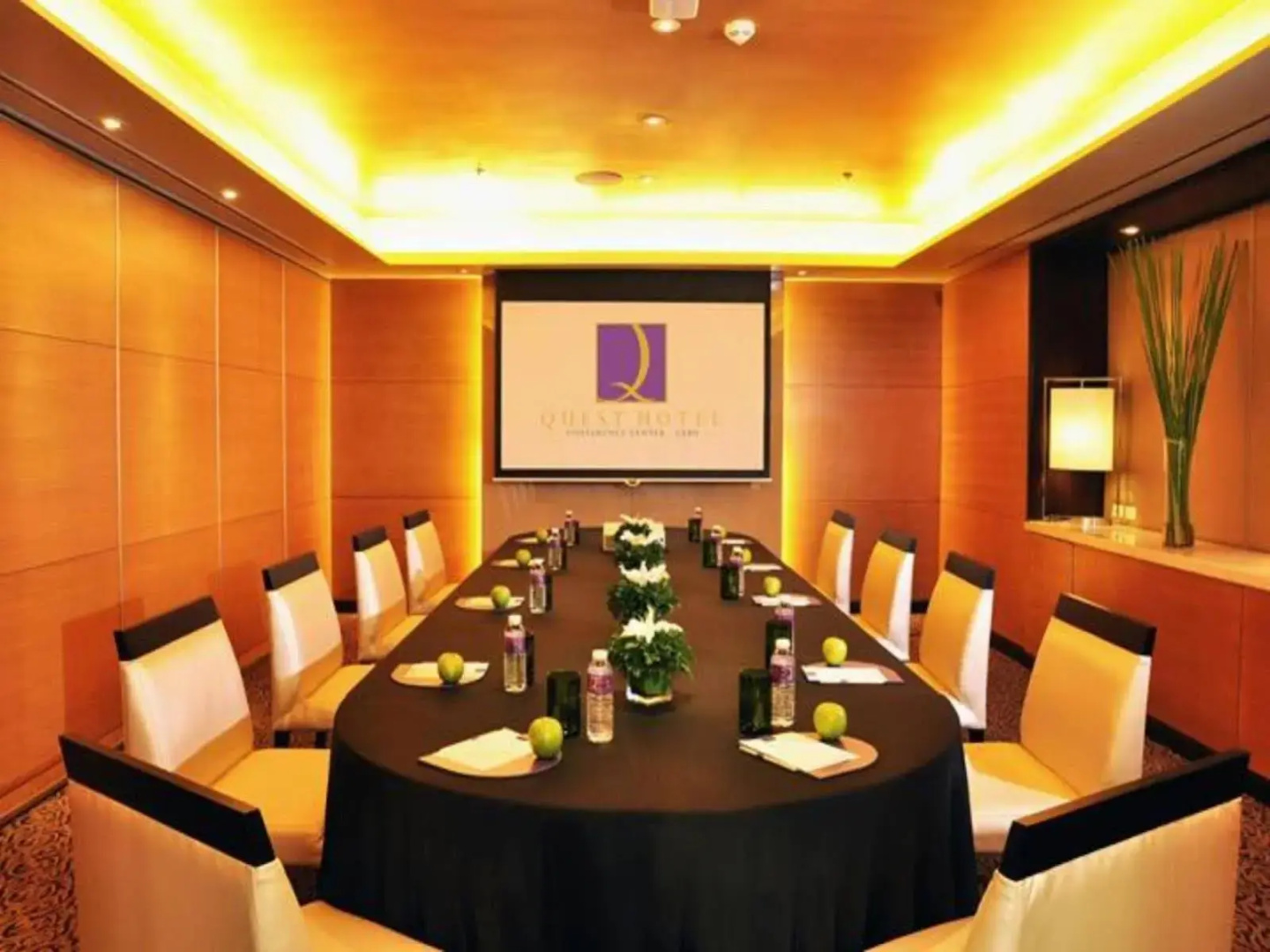 Foto - Quest Hotel & Conference Center Cebu