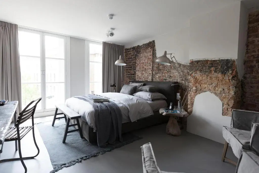 Photo - Mother Goose Hotel
