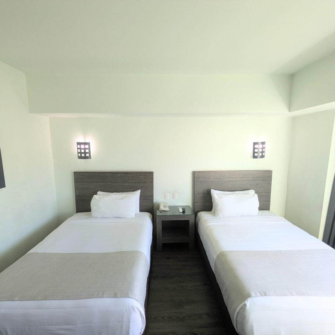 Photo - Hotel Aeropuerto