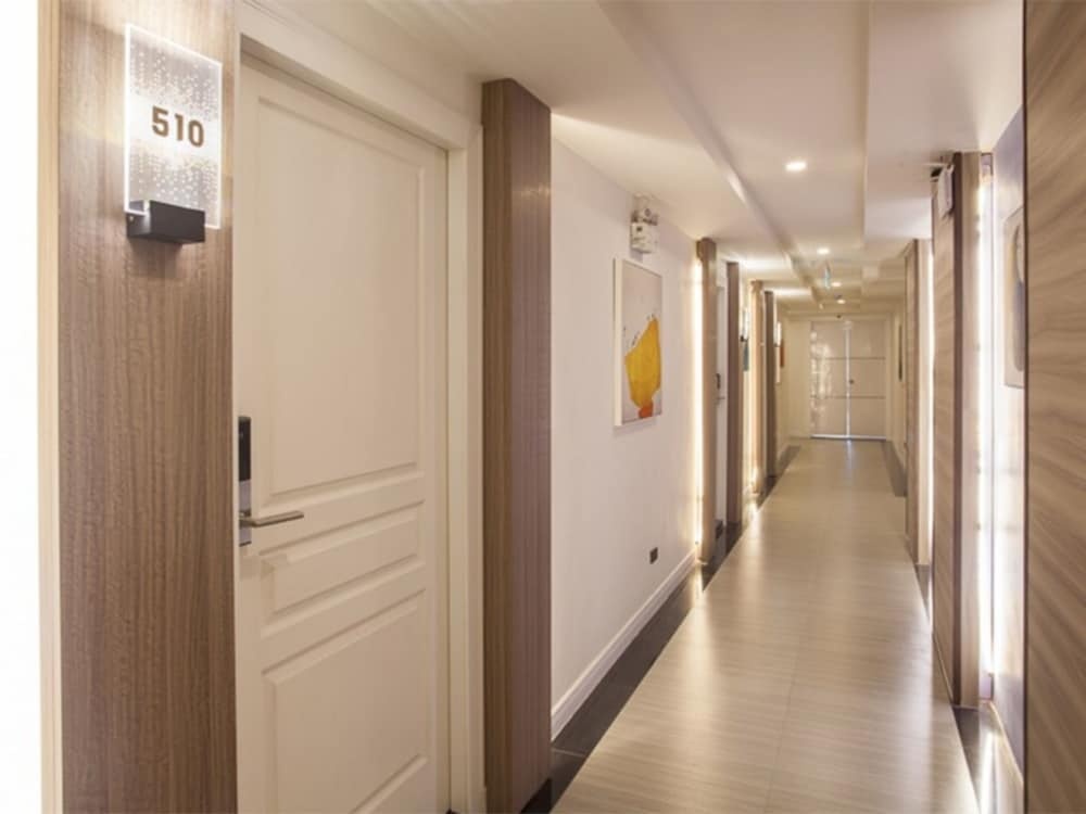 Photo - HT9 Hotel
