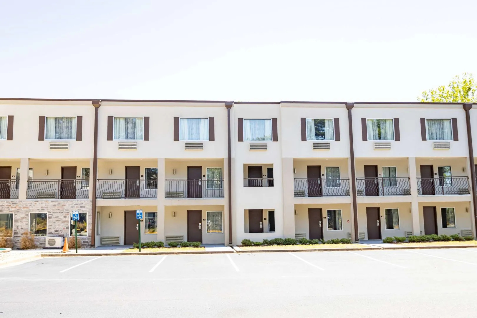 Foto - Days Inn by Wyndham College Park Atlanta Airport South