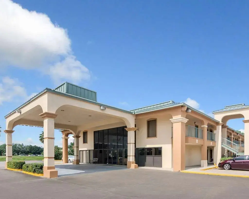 Foto - Econo Lodge Inn & Suites West - Energy Corridor