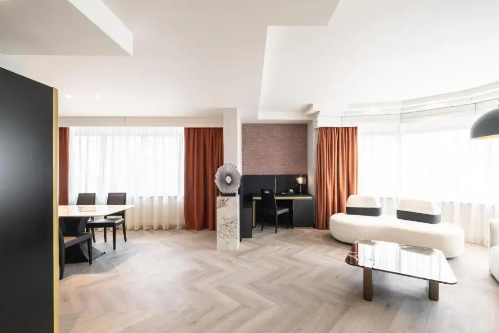 Photo - Hyllit Hotel