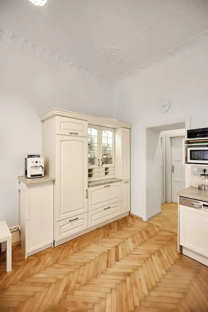 Foto - Central and Parking Assistance