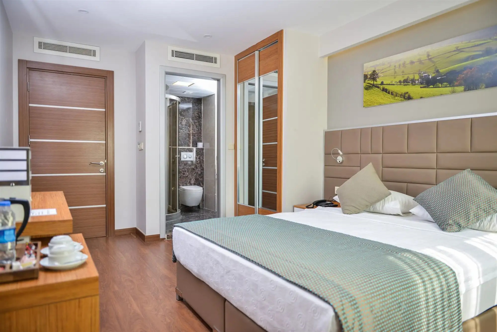 Photo - Hakcan Hotel