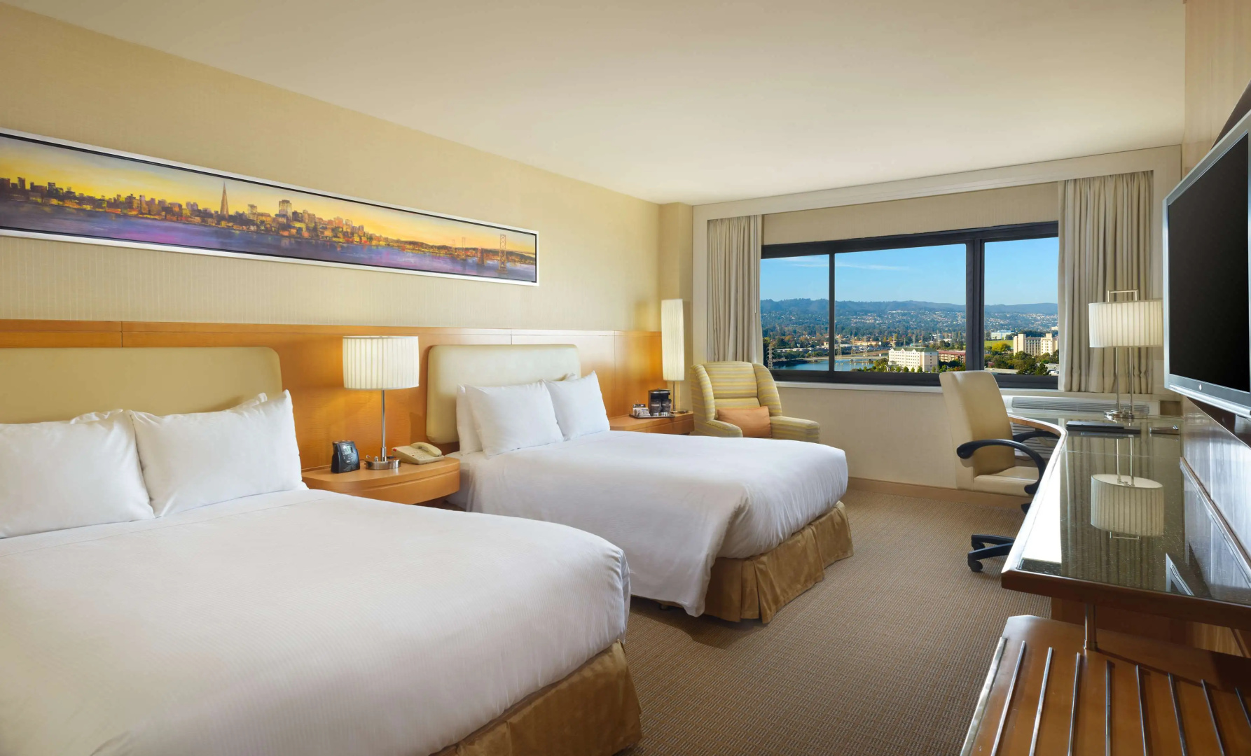 Photo - Hilton San Francisco Airport Bayfront - No Resort Fee