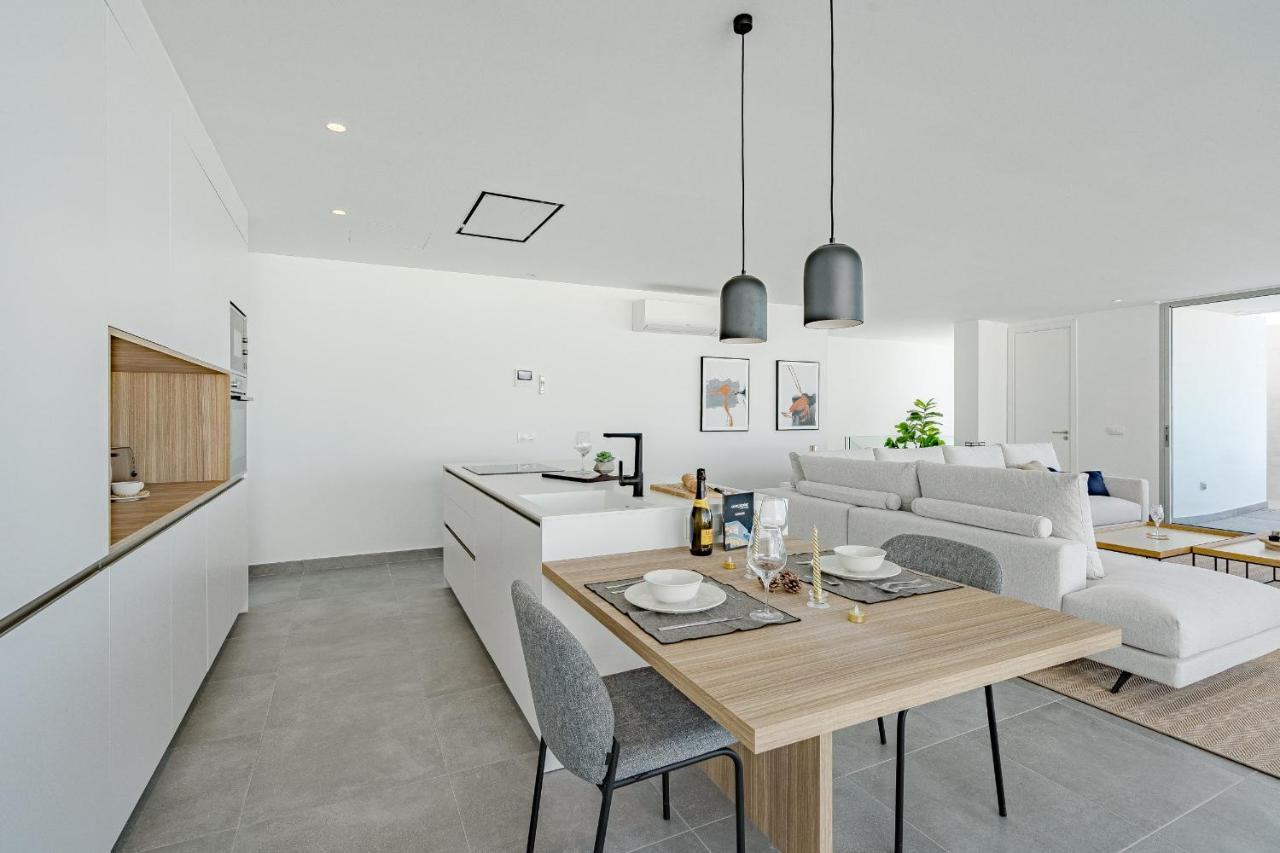 Photo - Casangular by Upper