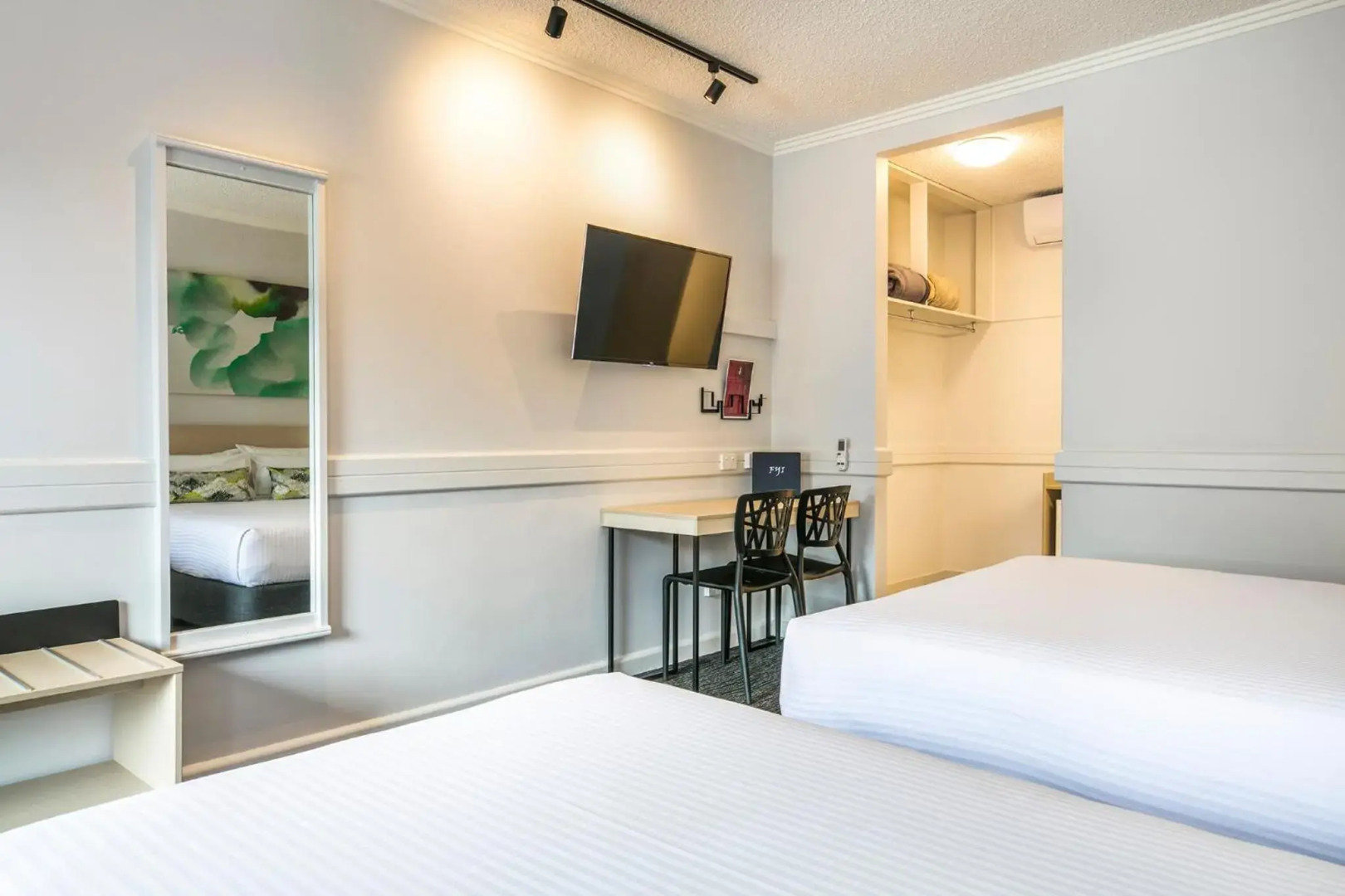 Foto - Nightcap at Matthew Flinders Hotel