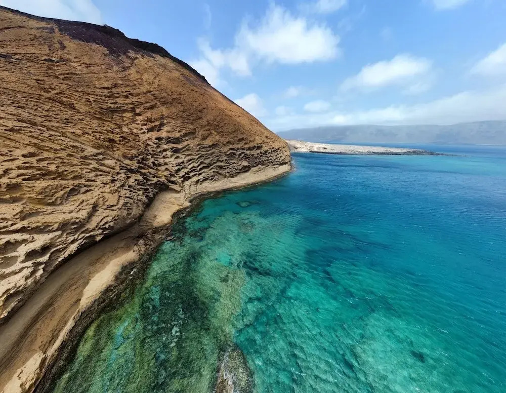 Photo - Villa by the Sea