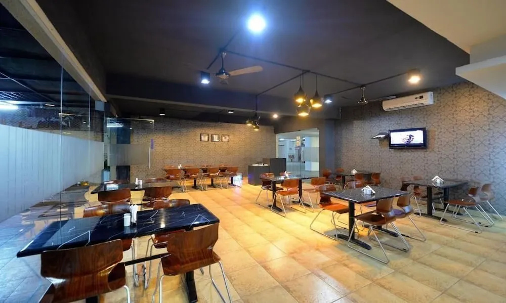 Photo - Hotel Athome & Serviced Apartments by Deccan Serai Hotels