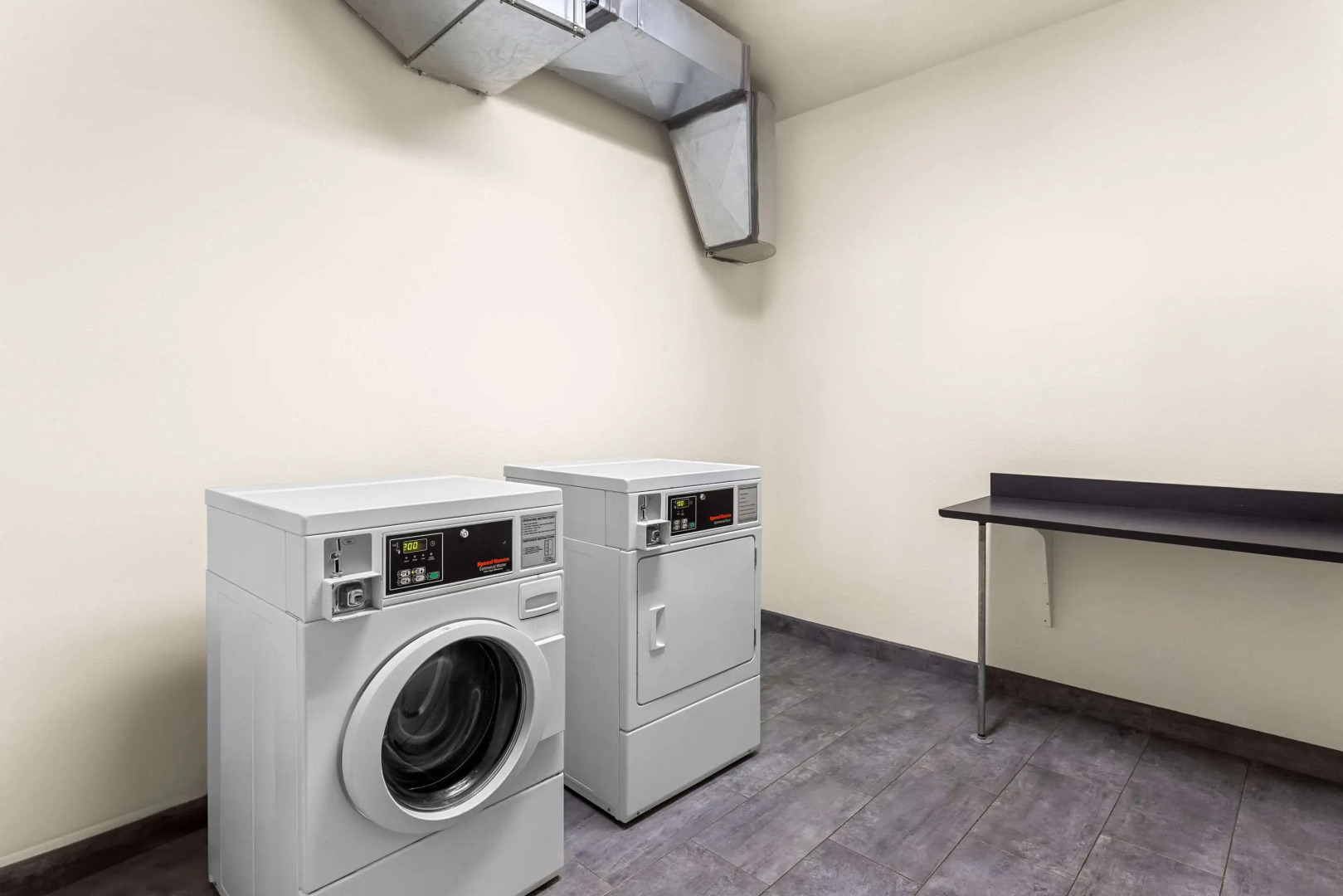 Photo - Comfort Suites Grayslake near Libertyville North