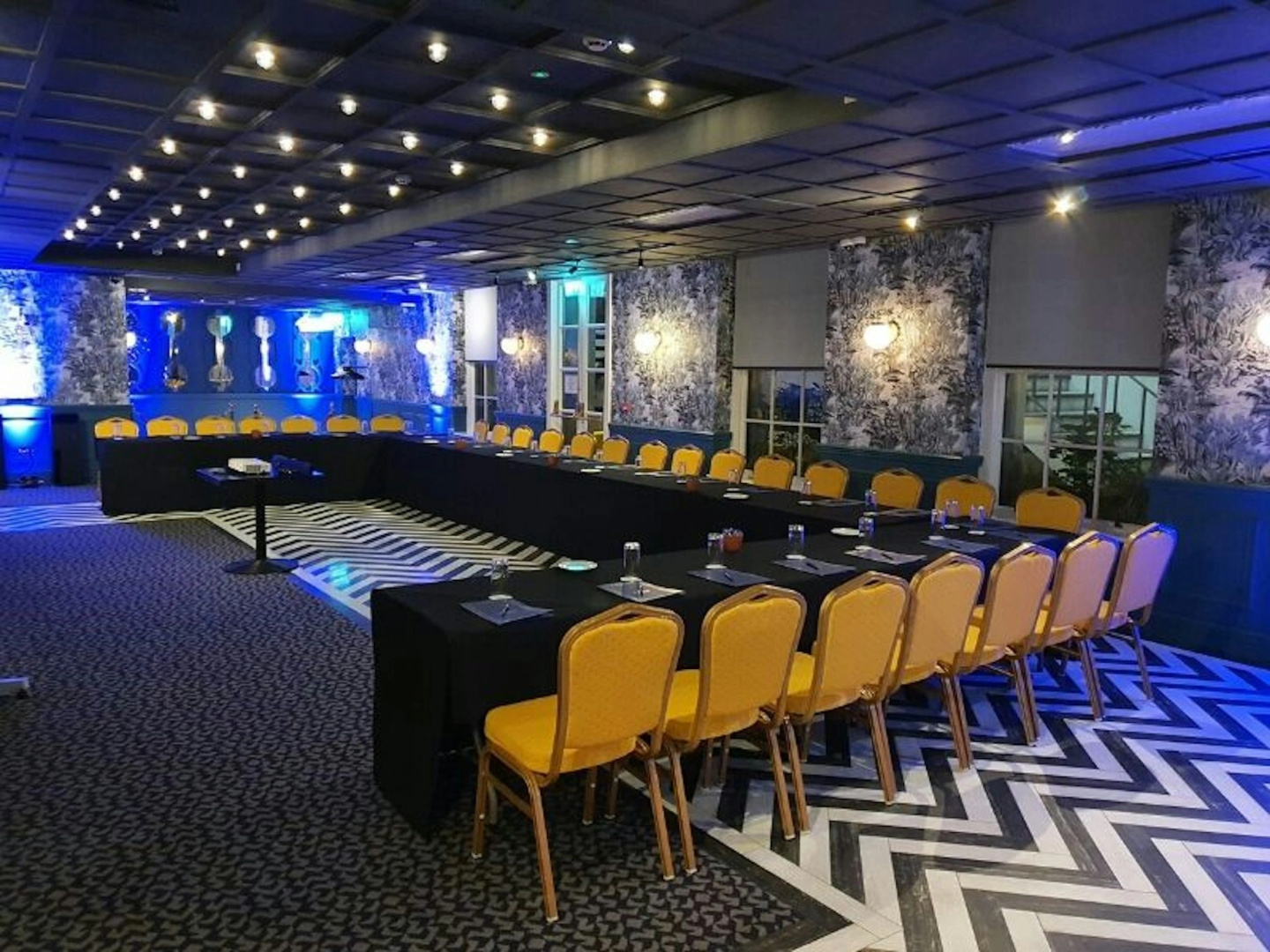 Photo - Iveagh Garden Hotel
