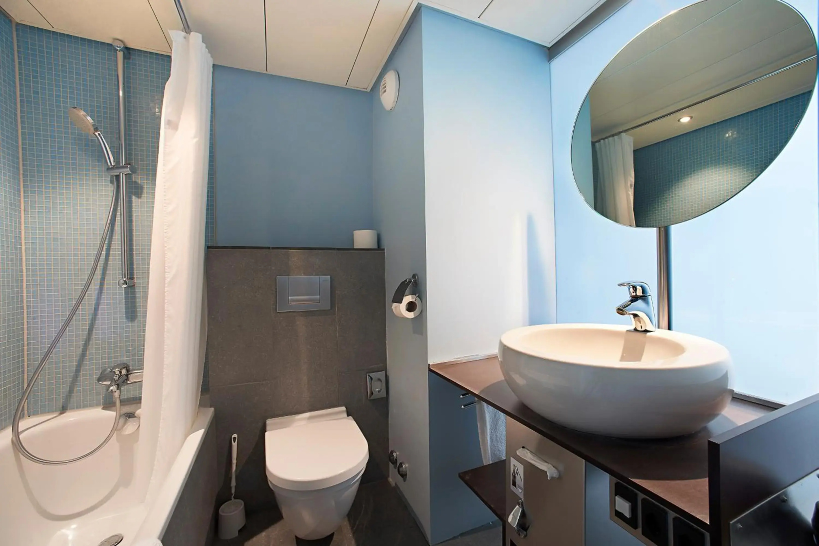 Photo - Hotel Ambassador