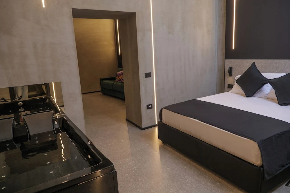 Gallery Home Napoli, Bild 2 von 19