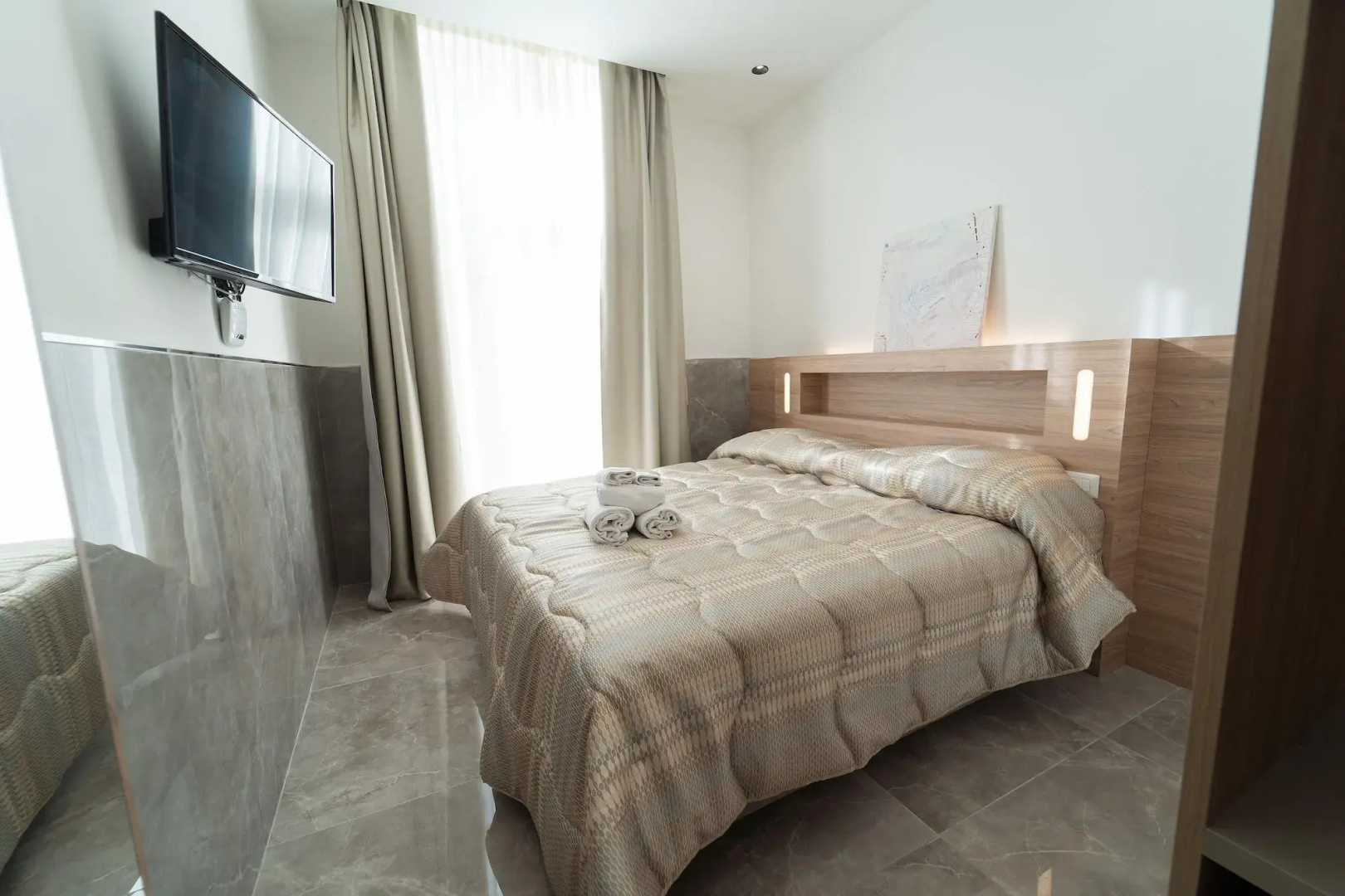 Photo - P.C. Boutique H. Vesuvius, Napoli Centro, by ClaPa Group