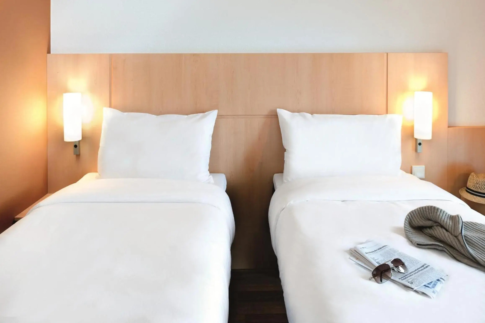 Photo - Schulz Hotel Berlin Wall at the East Side Gallery