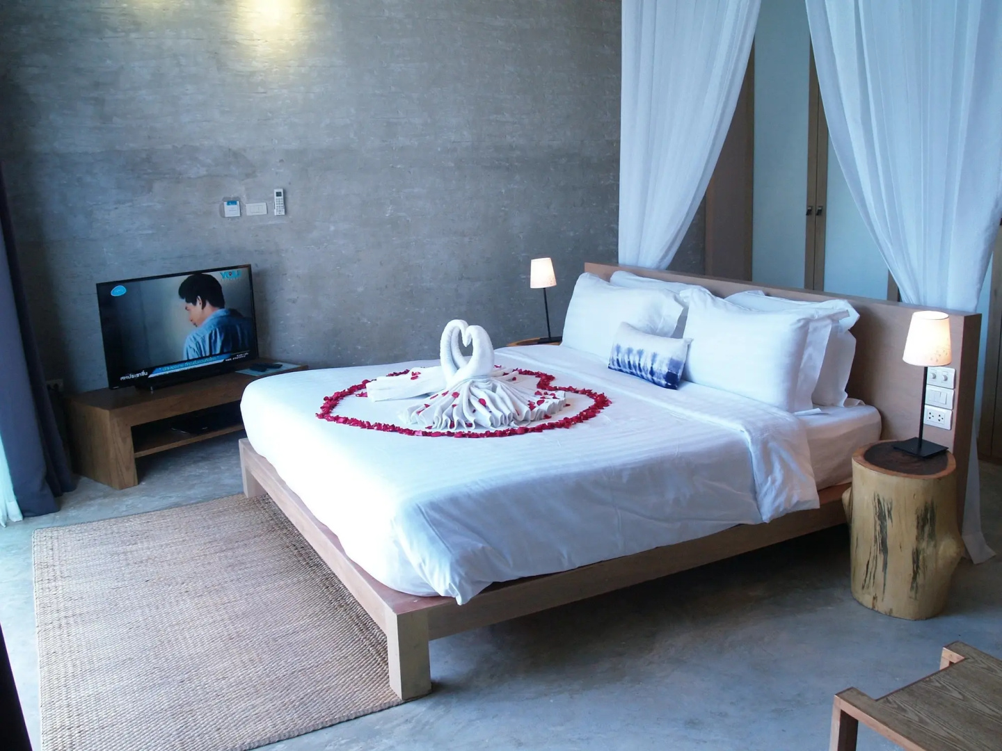 Photo - Sunday Sea Two Pool Villa Pattaya