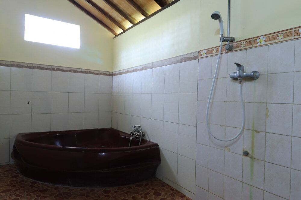 Photo - Sari Bamboo Bungalows