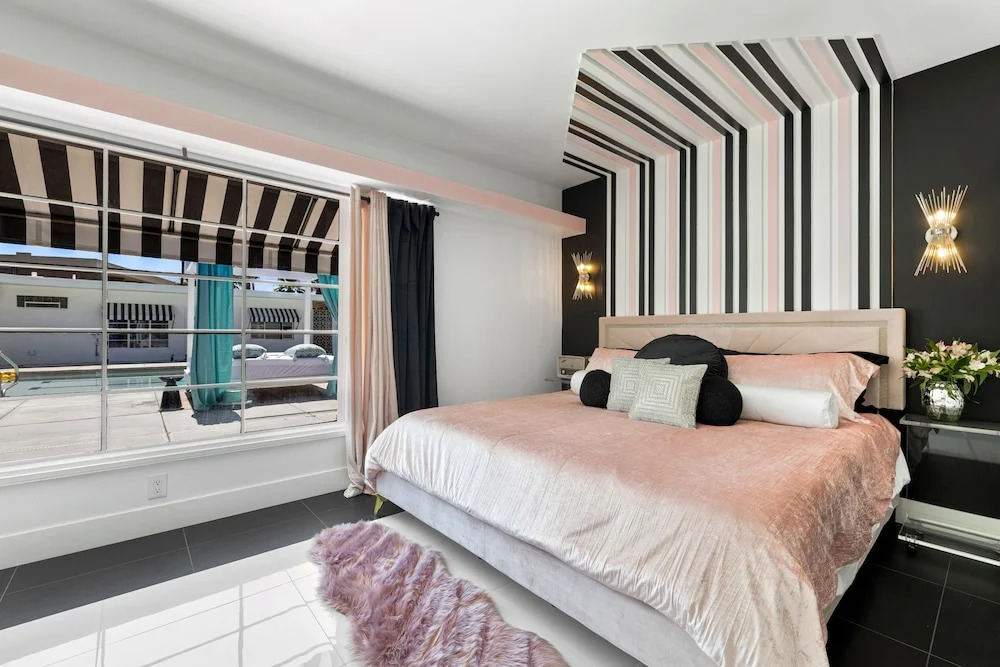 Photo - The Velvet Rope PS