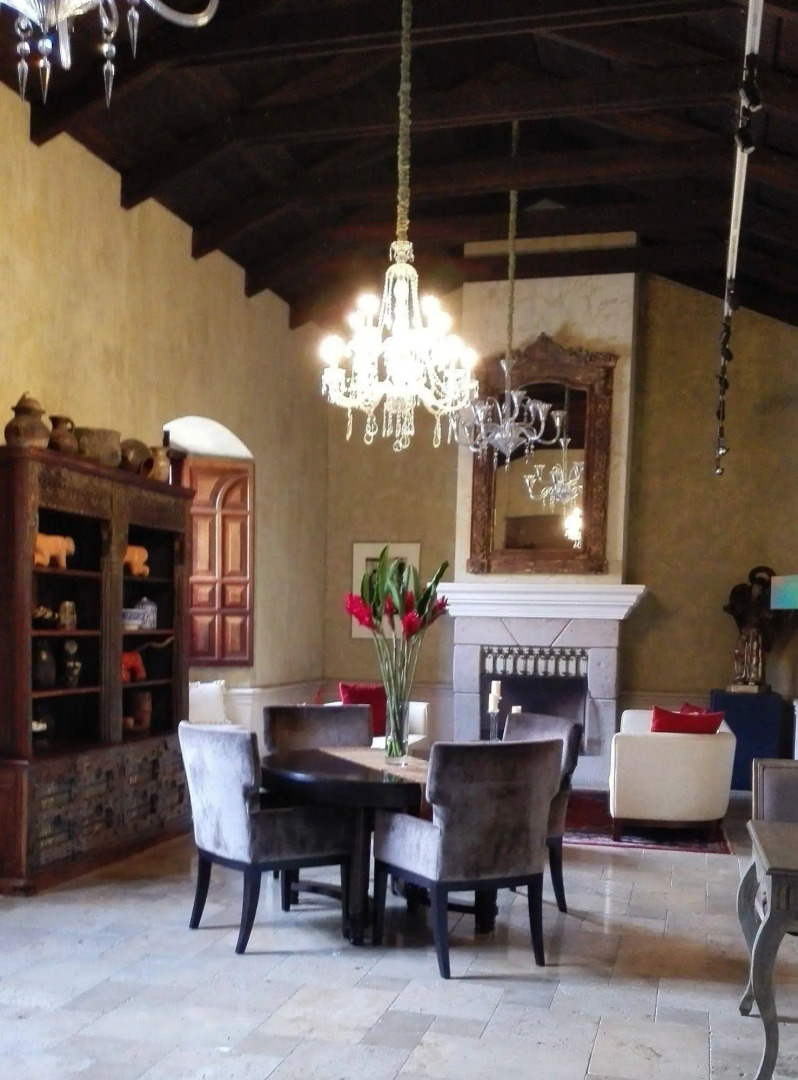 Photo - San Rafael Hotel