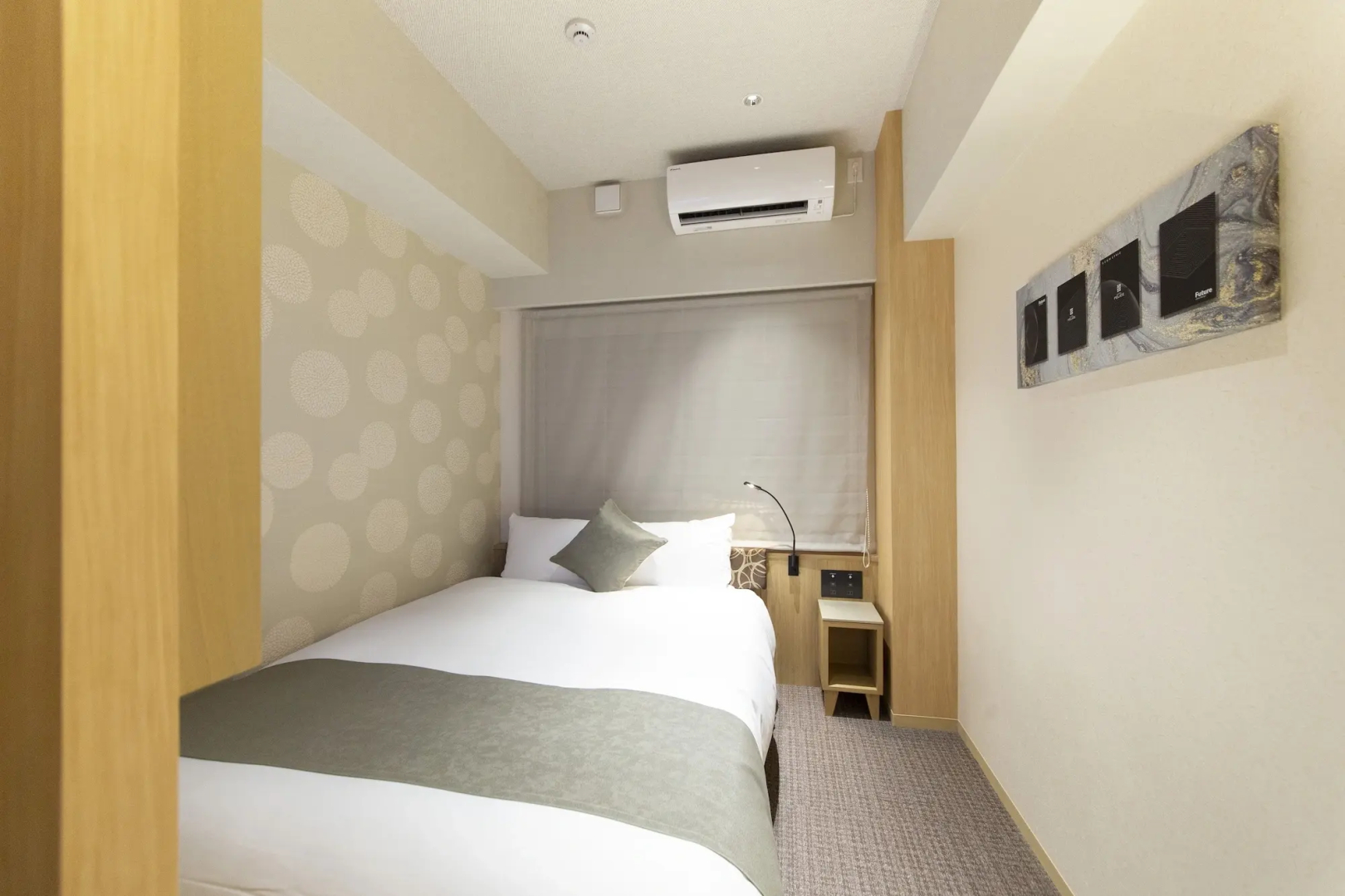 Foto - HOTEL HILLARYS Shinsaibashi