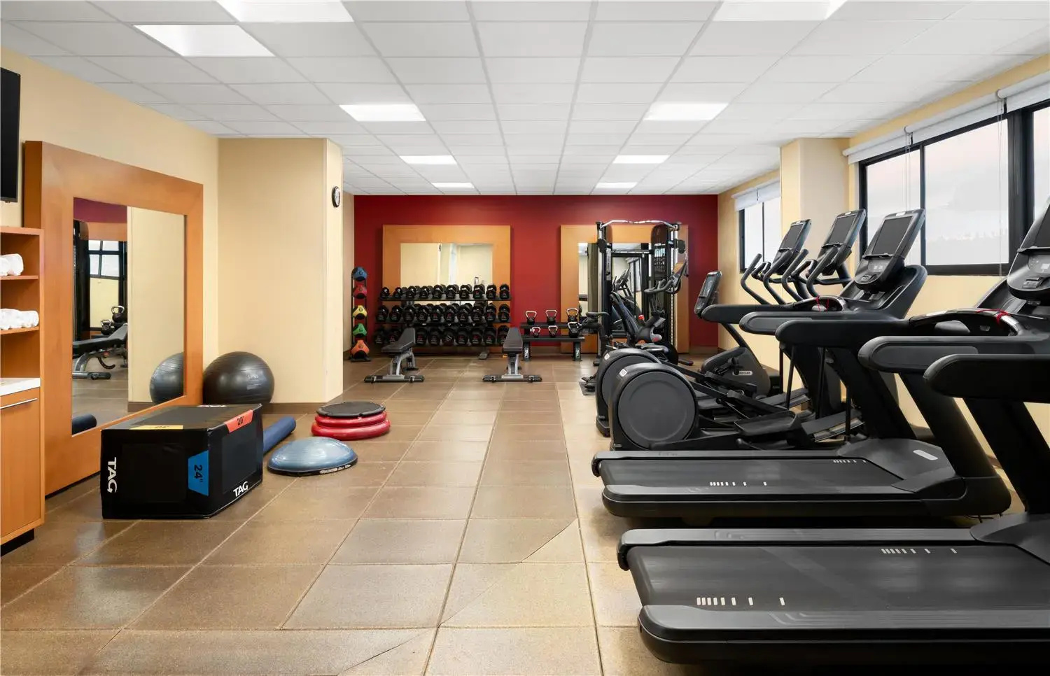 Photo - Hilton San Francisco Airport Bayfront - No Resort Fee