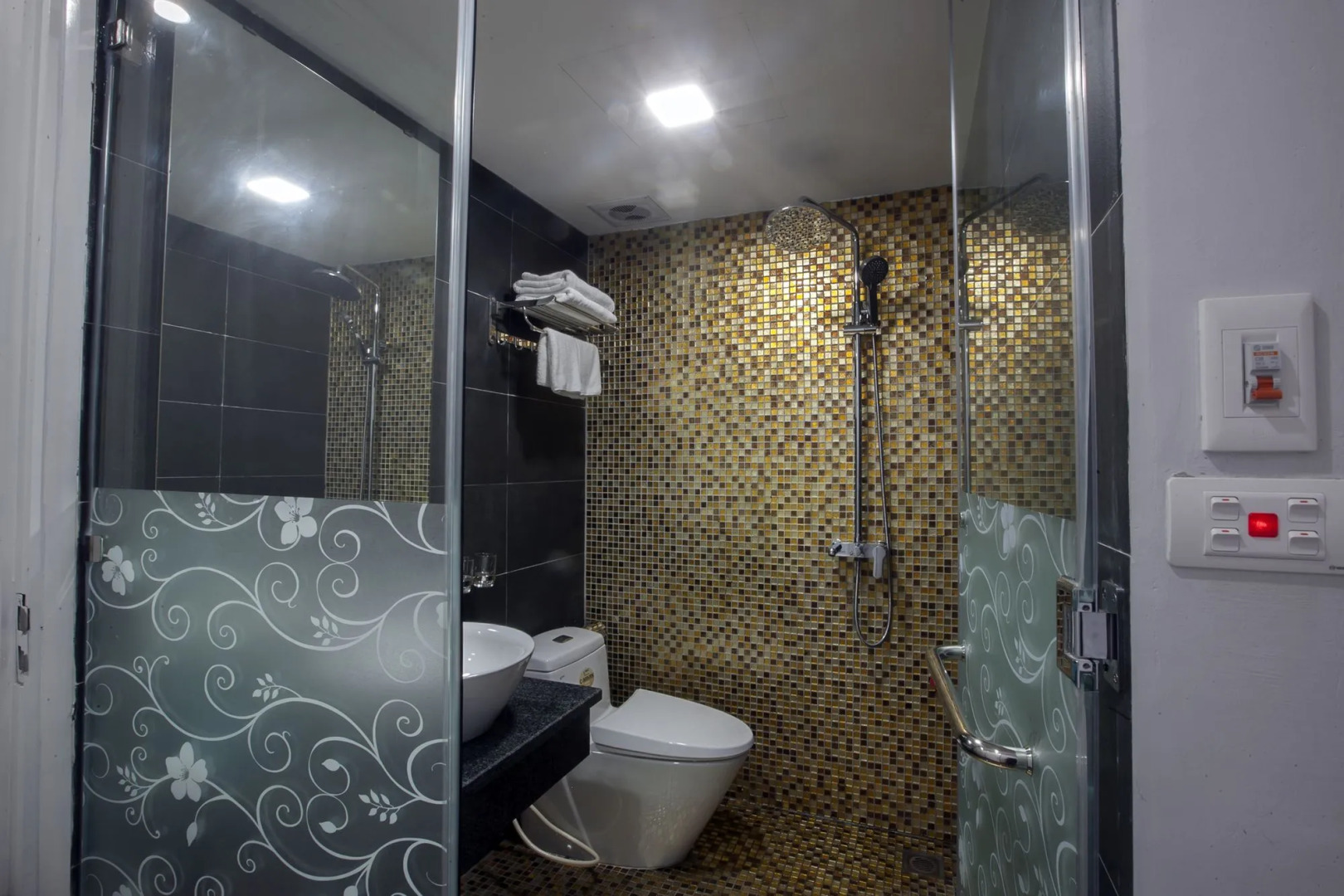 Foto - Nam Long Hotel