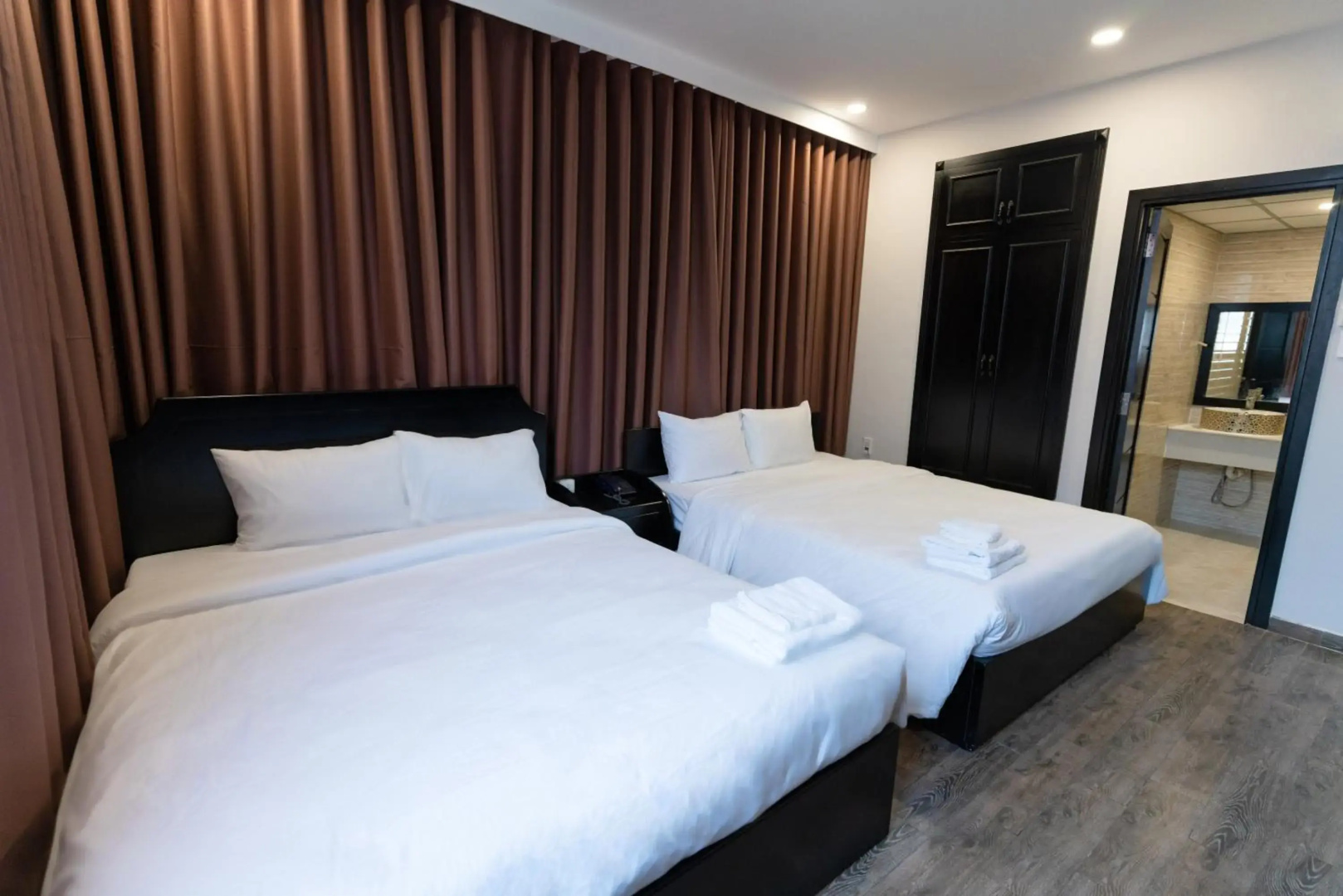 Photo - Queen Central Hotel - Ben Thanh Market