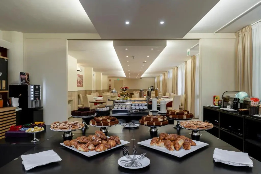Photo - Hotel Executive