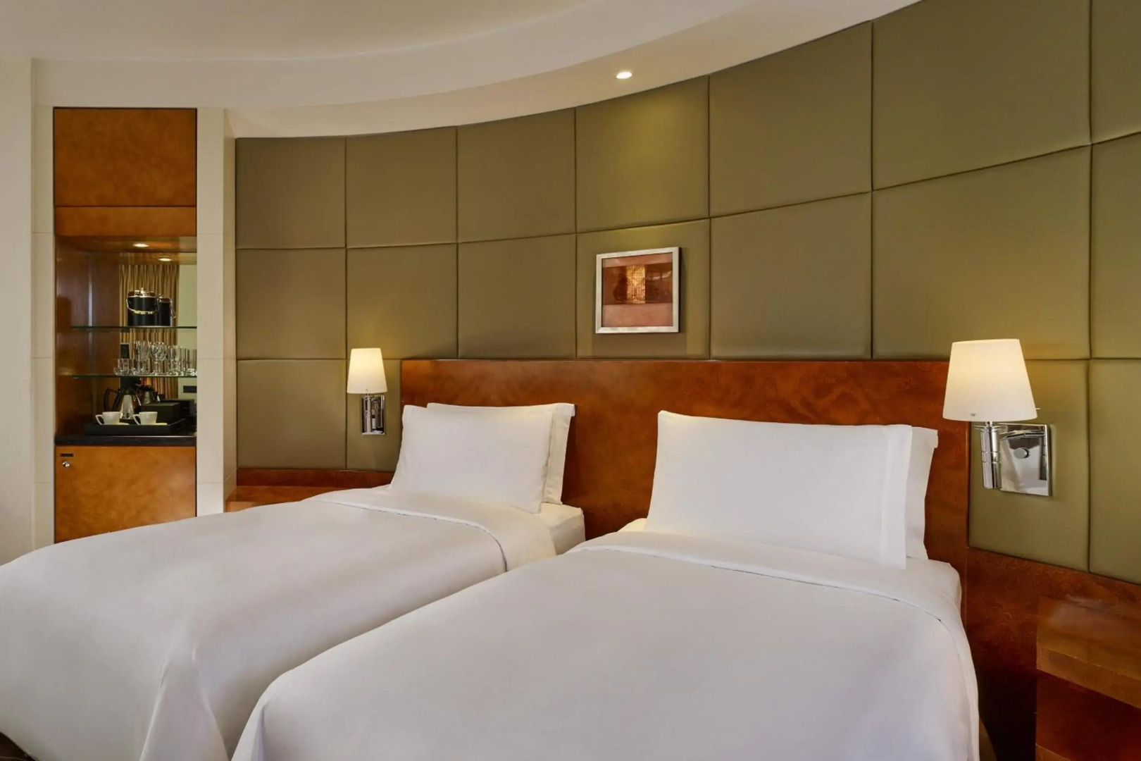 Photo - The Park Tower Knightsbridge, a Luxury Collection Hotel, London