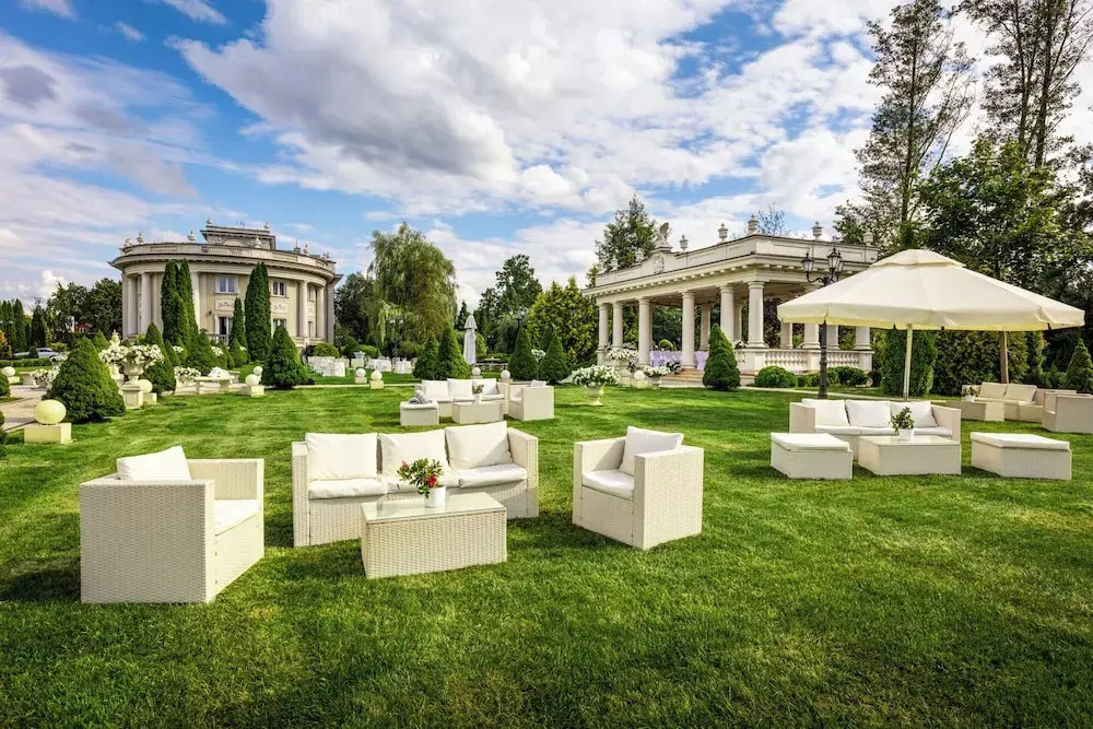 Photo - Pałacyk Otrębusy Business & Spa