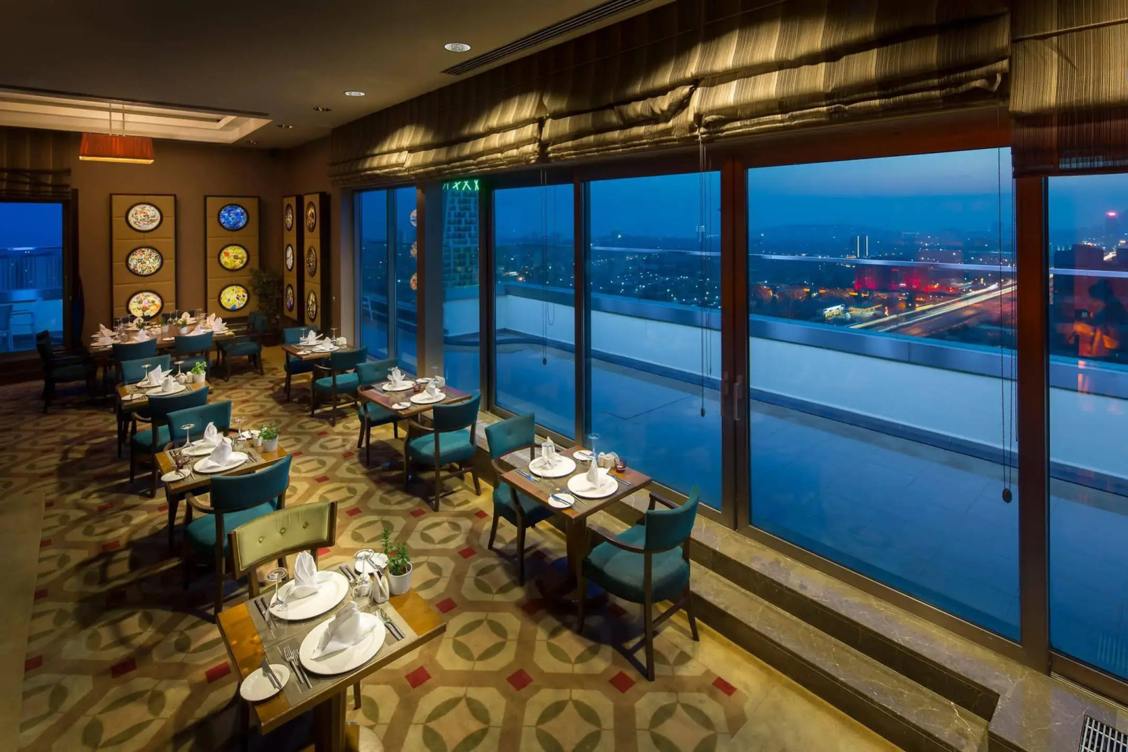 Photo - Titanic Business Kartal