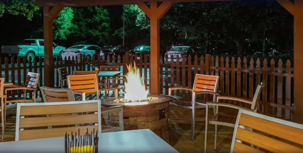 Photo - Country Inn & Suites by Radisson, Savannah Southside