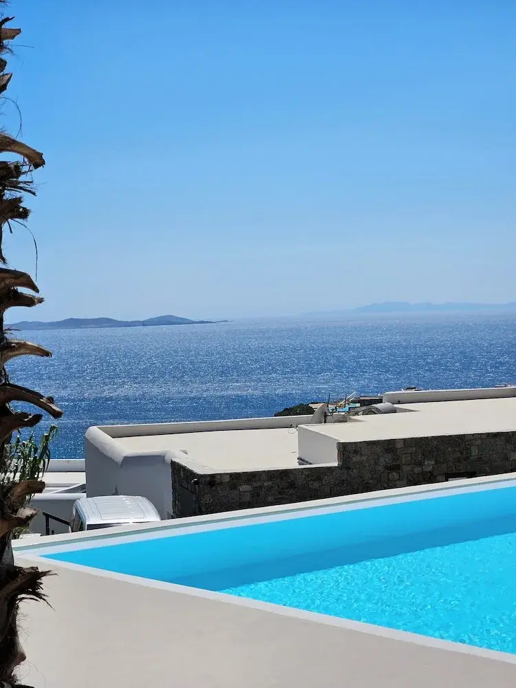 Foto - ELLI TROPiCAL LUXURY SUITES SUNSET-INFINITY POOL- SEA SIDE-NEAR CENTER PARKING