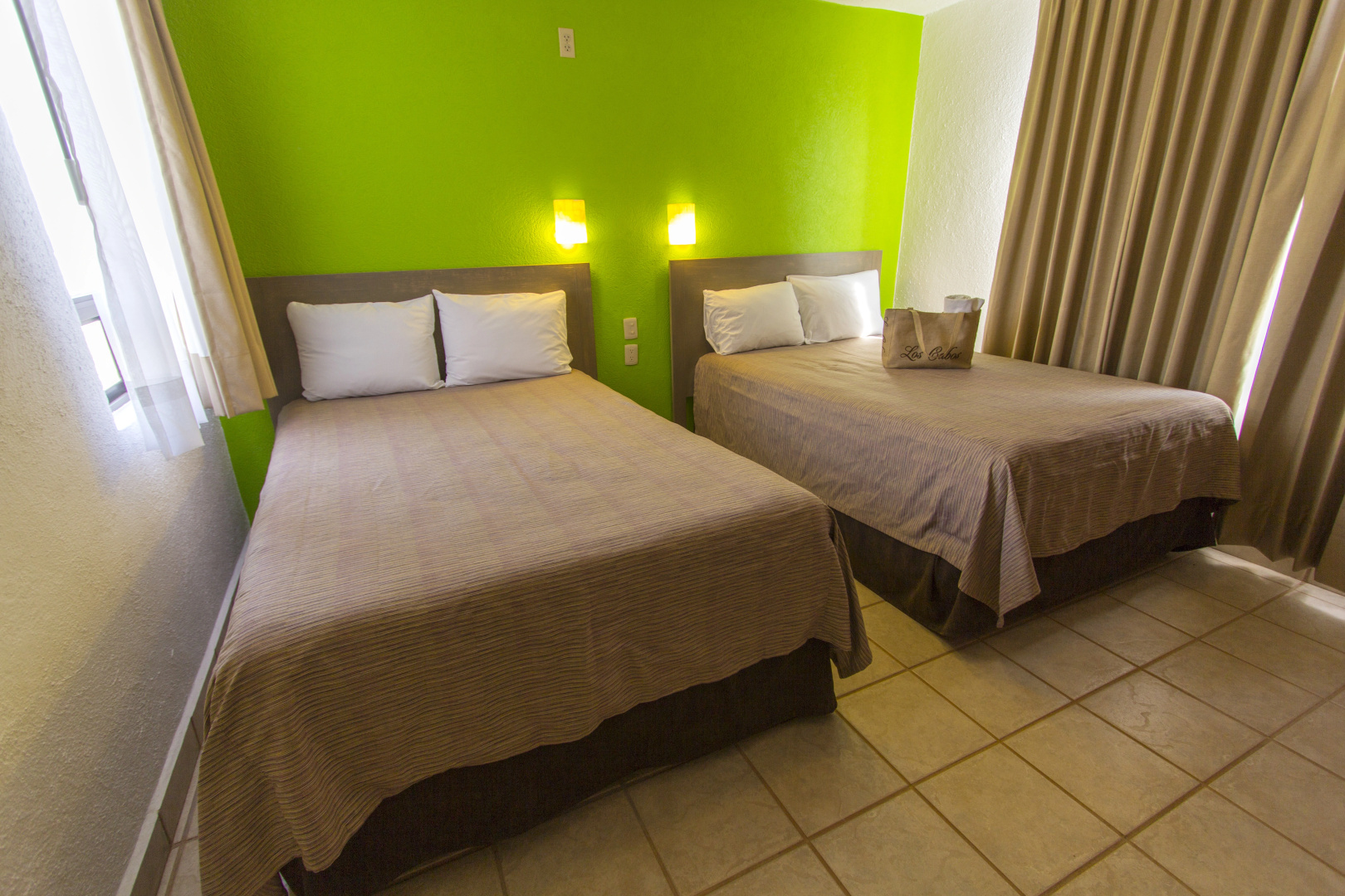 Photo - Sunrock Hotel and Suites