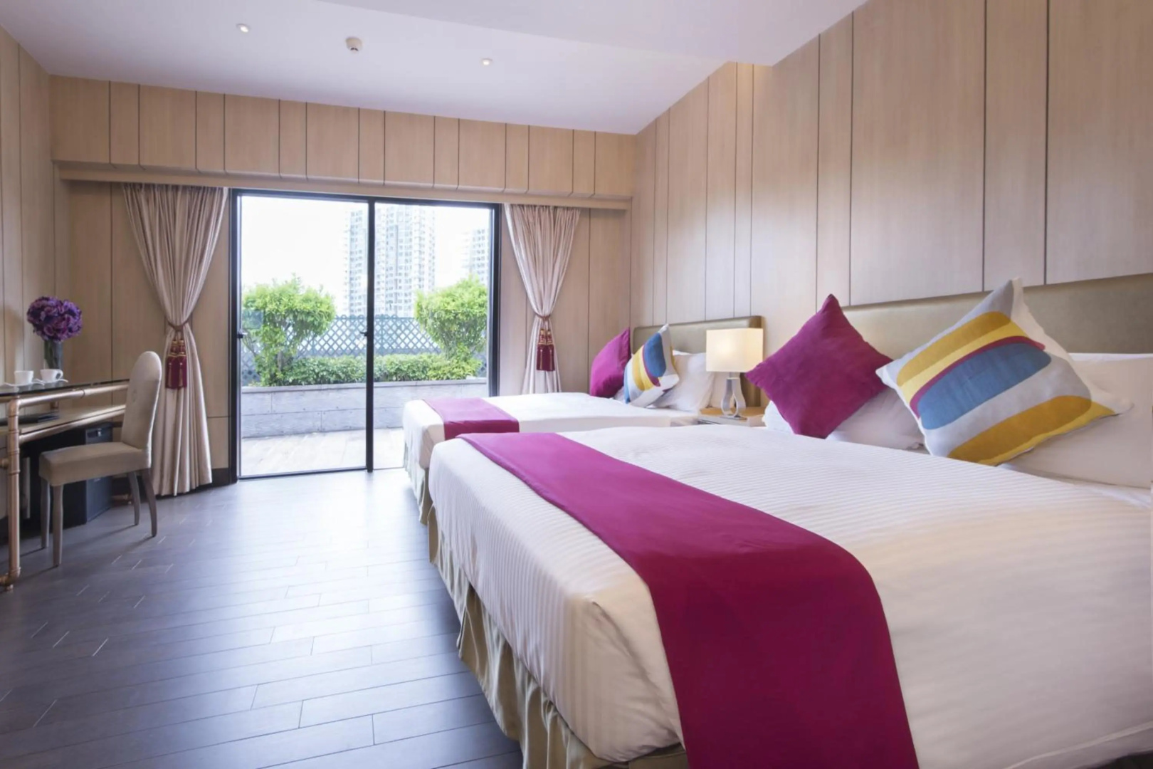 Photo - Noah's Ark Hotel & Resort