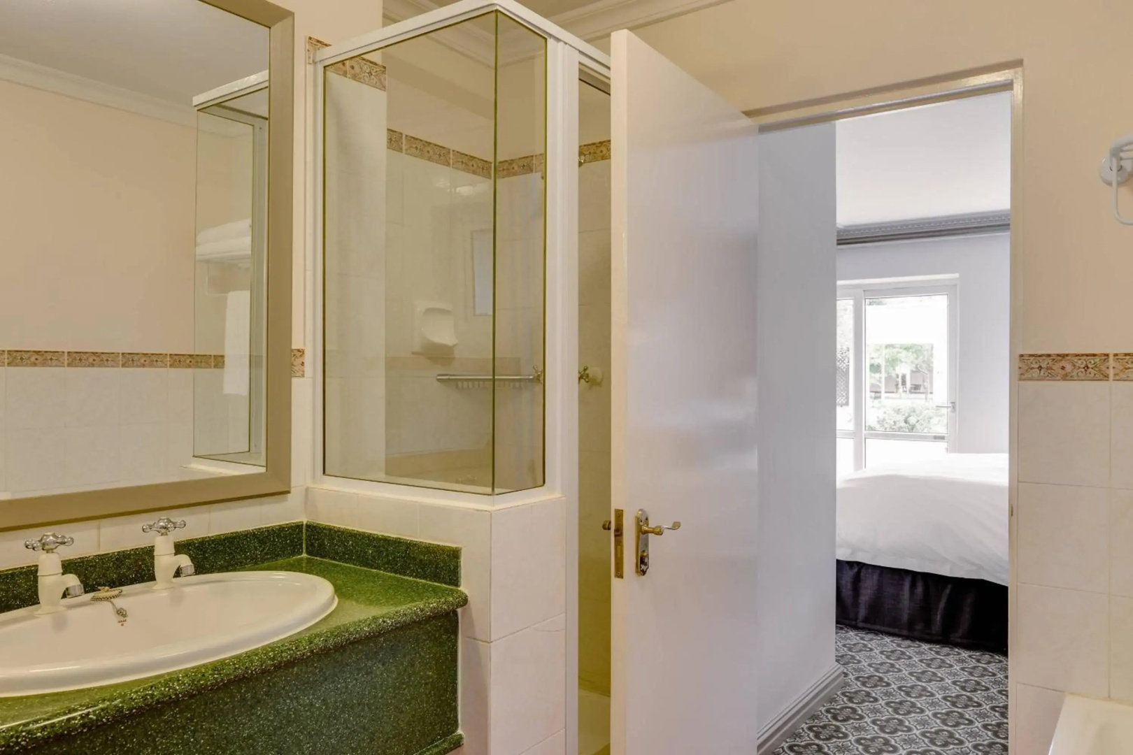 Photo - Protea Hotel by Marriott Cape Town Mowbray
