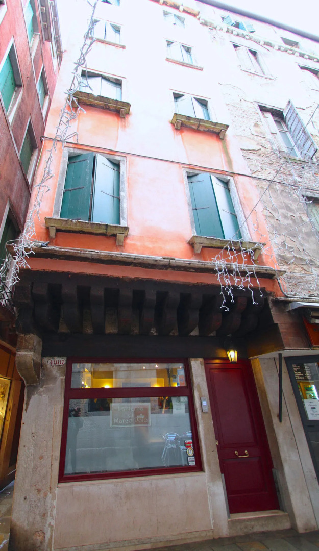 Foto - Lanterna Di Marco Polo